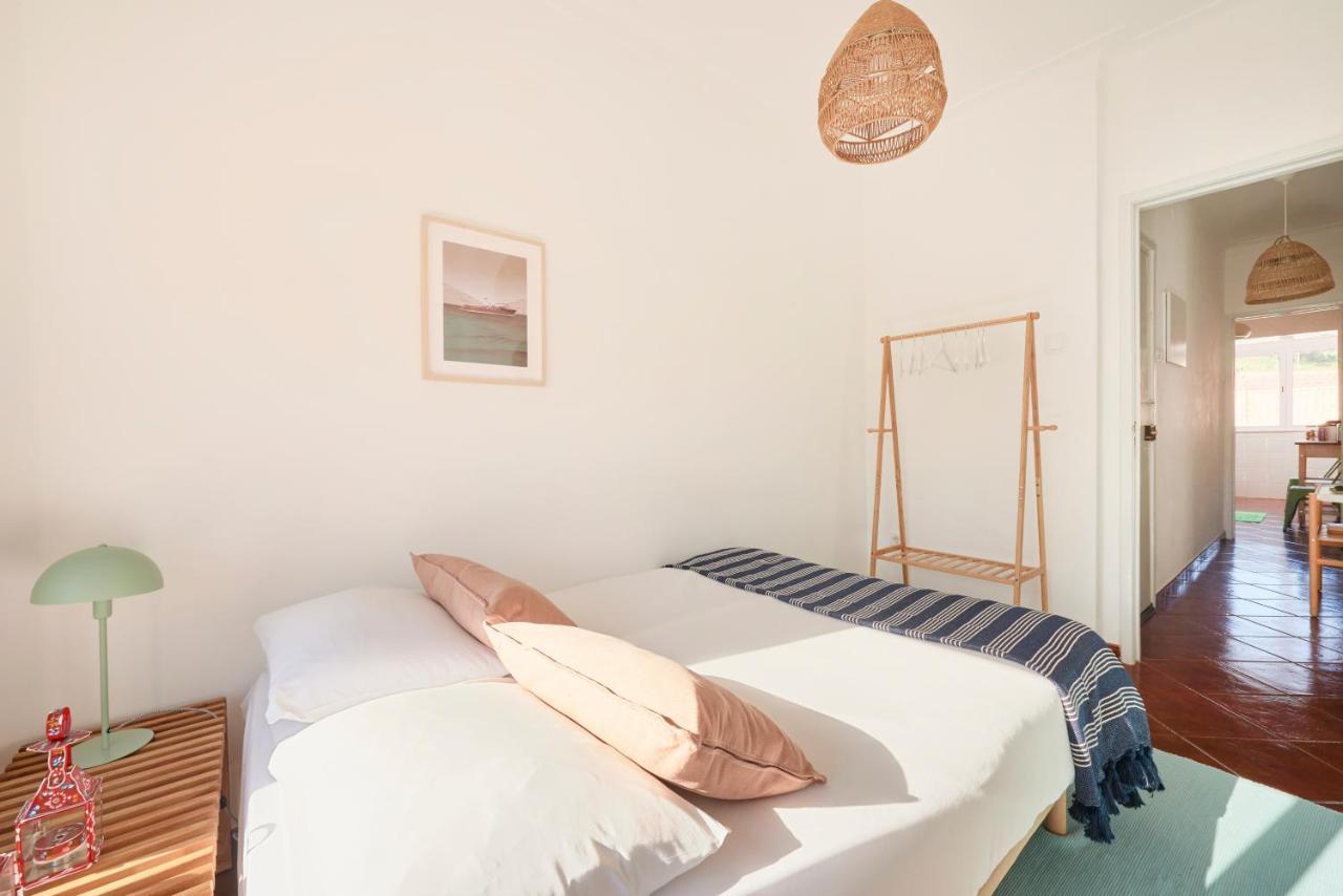 Central & Sunny 2Br Apt Near Beach, By Timecooler Setubal Luaran gambar